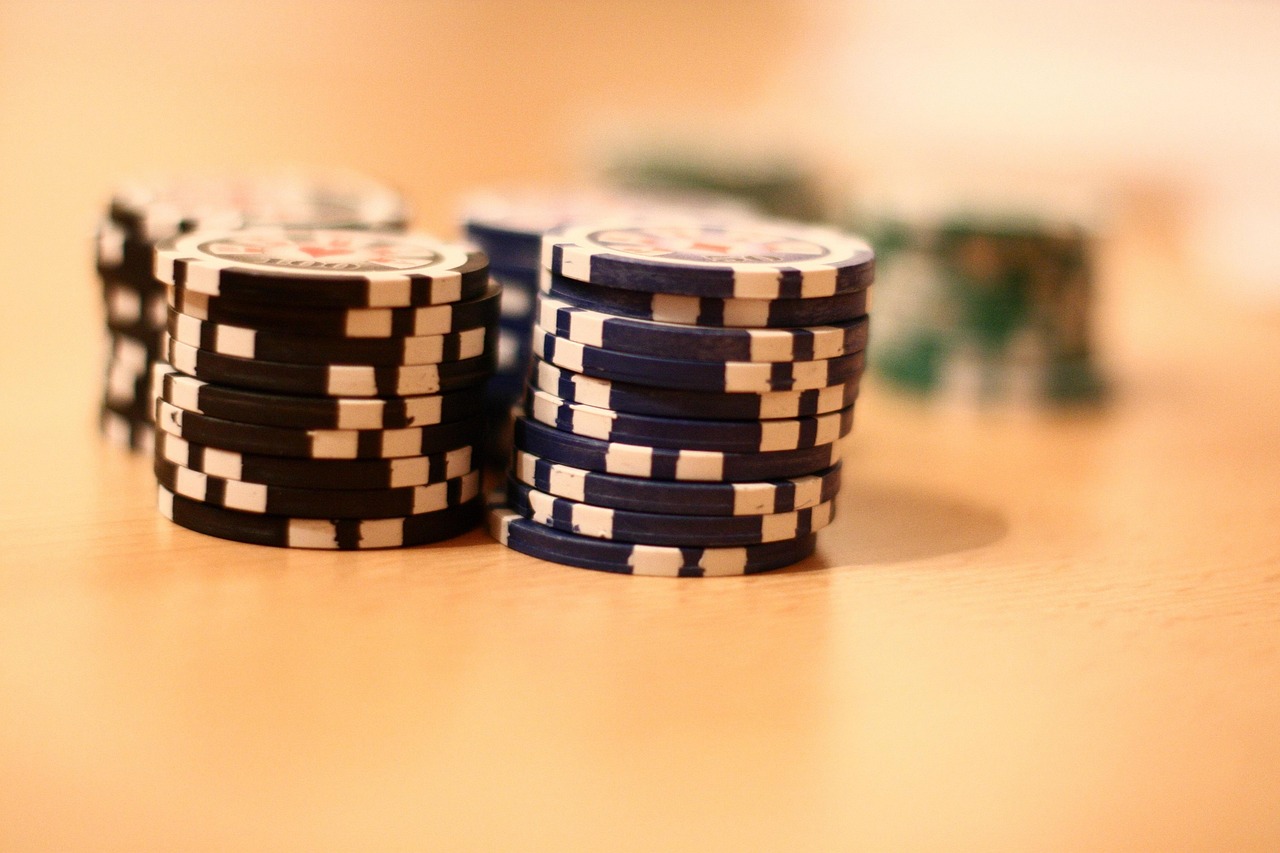 2026 Optimal Bankroll: $0.05/$0.10 Online Poker Cash Games