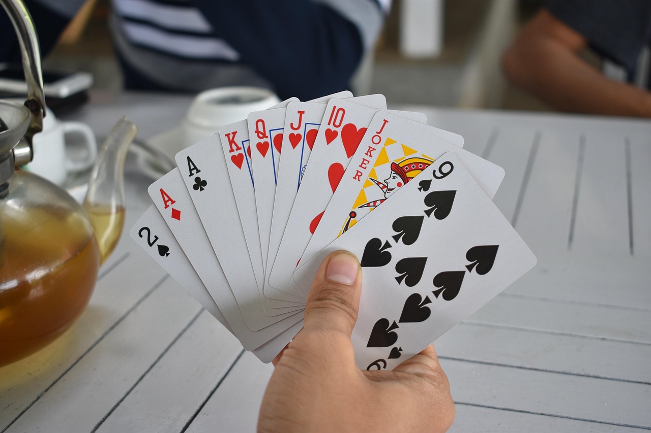 Pro Omaha Poker Guide: Win Big in 2026